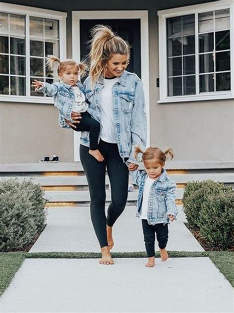 mommy and daughter outfits.